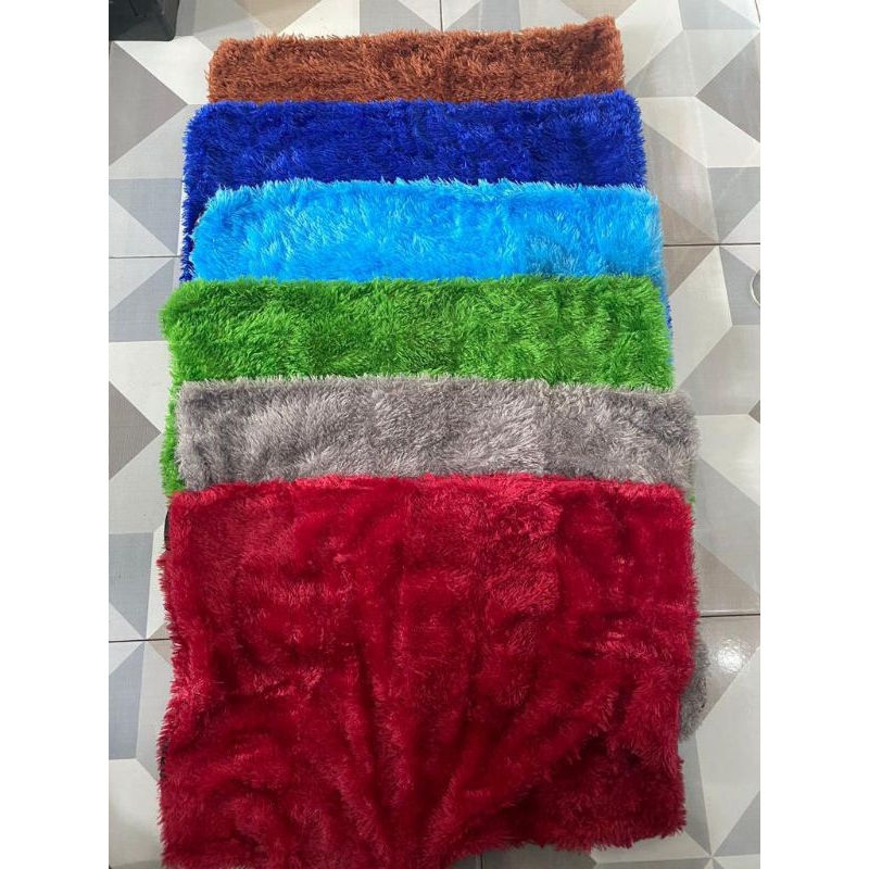 Sarung Bantal sofa Bulu Resleting