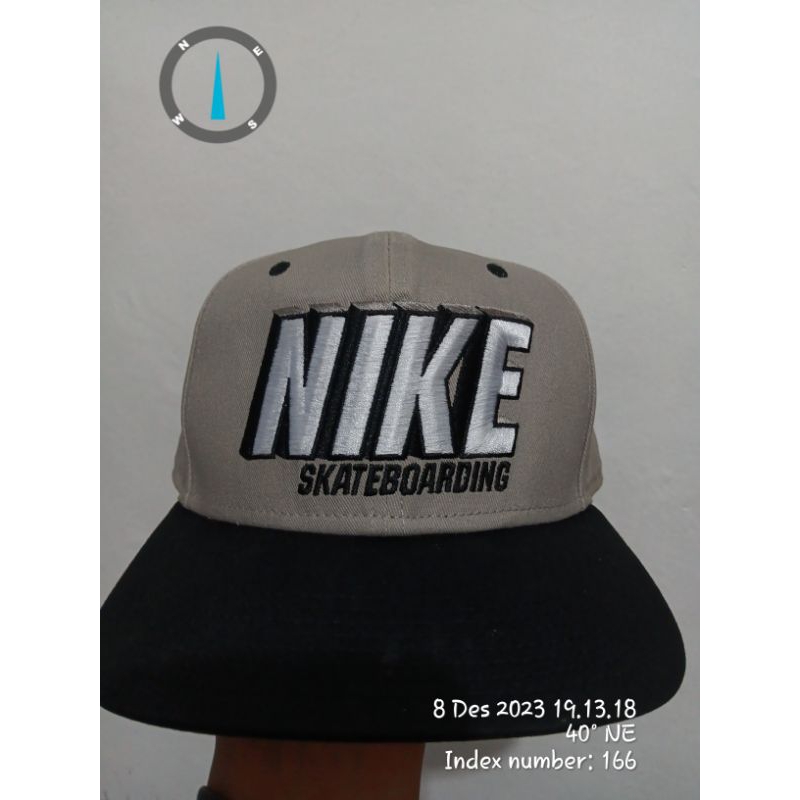 Topi NiKe SB vintage original