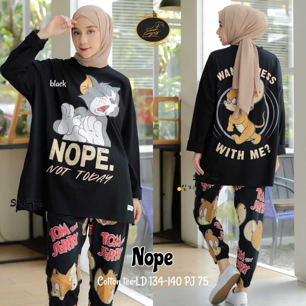 KAOS OVERSIZE WANITA LENGAN PANJANG KOREAN STYLE BAJU ATASAN KAOS WANITA JUMBO LD 140 ATASAN BIG SIZ