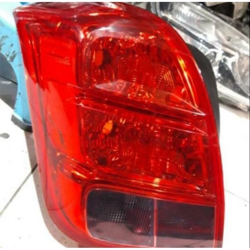 stoplamp lampu belakang chevrolet trax 2014 2015