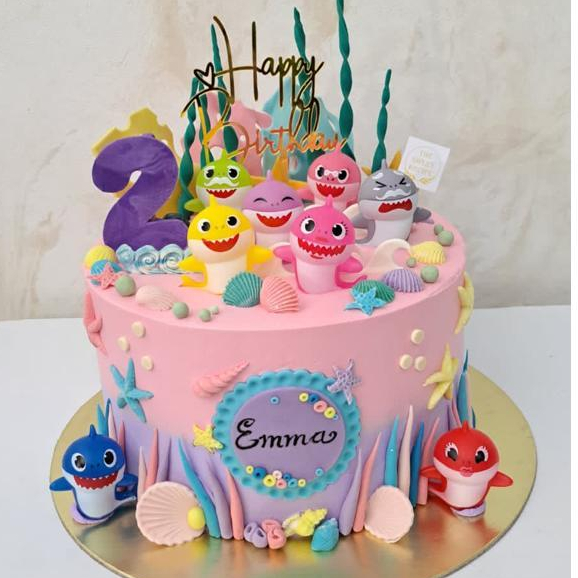 

Cake Baby Shark Pink