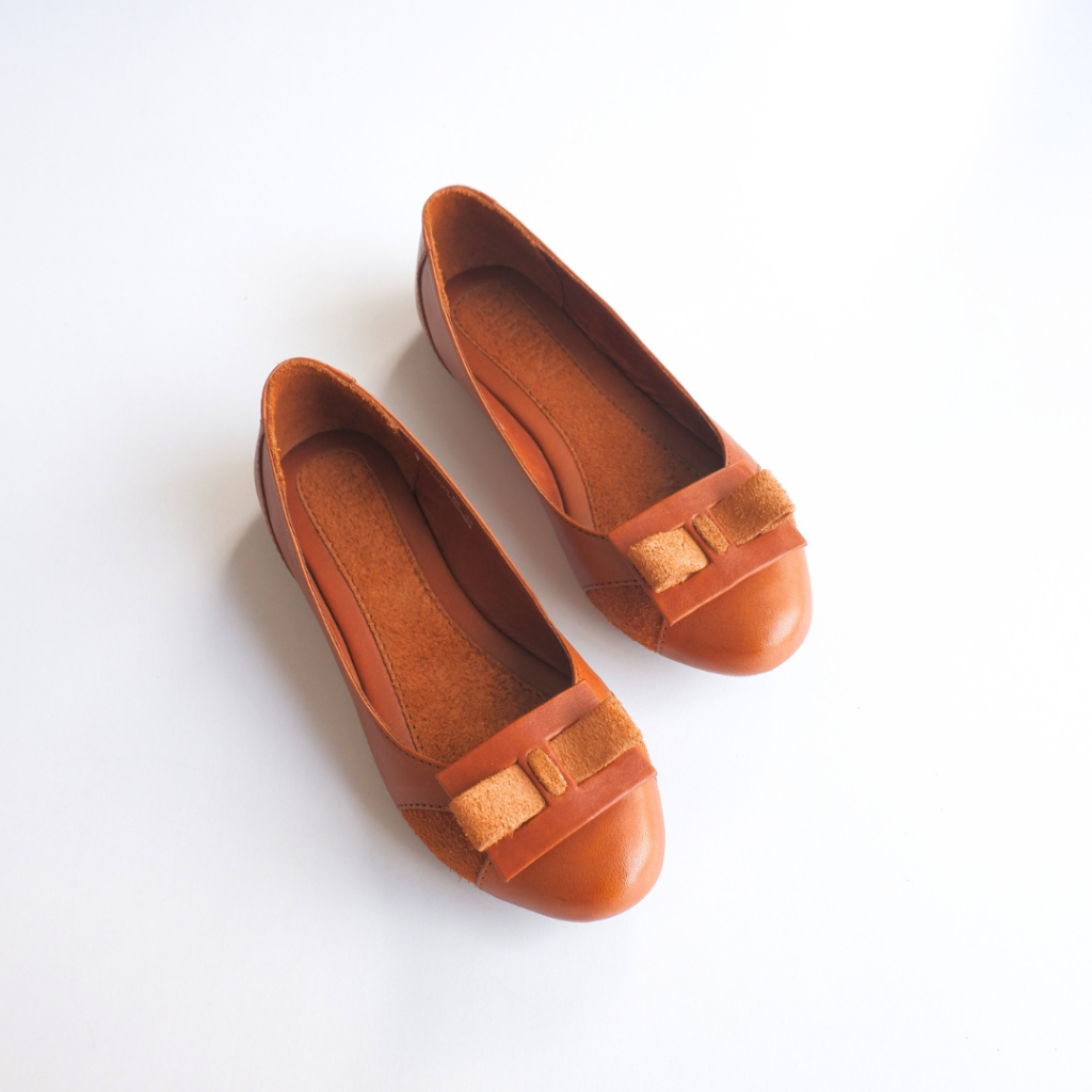 Sepatu Flat Wanita Kulit Asli Premium | BUCINI GV 104 M Leather Flat Shoes