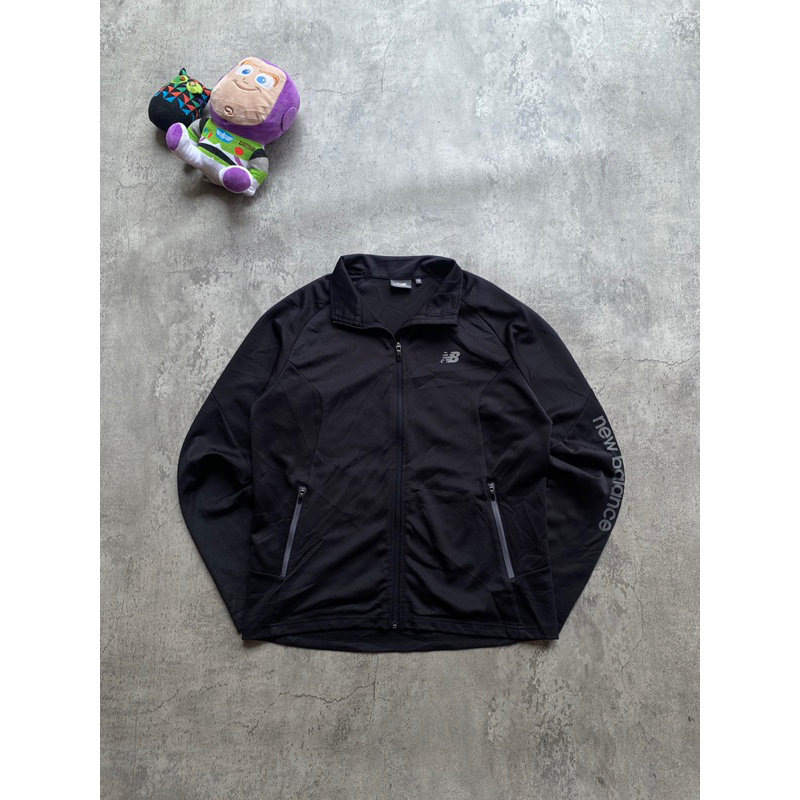 jaket newbalance