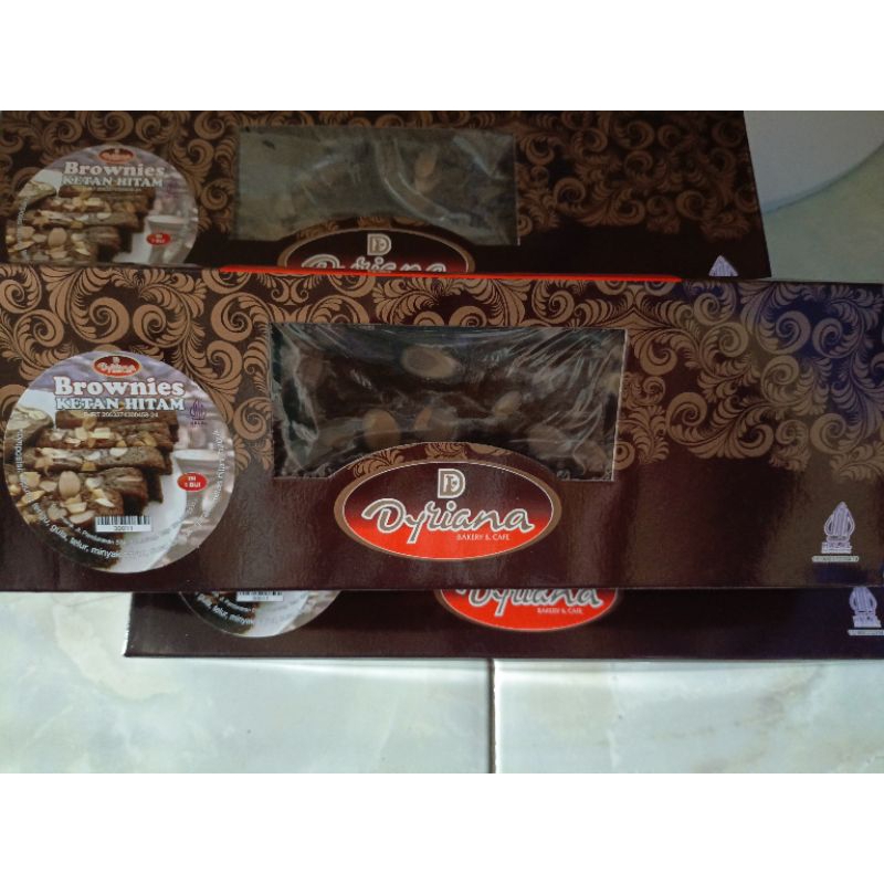 

Brownies Ketan Hitam