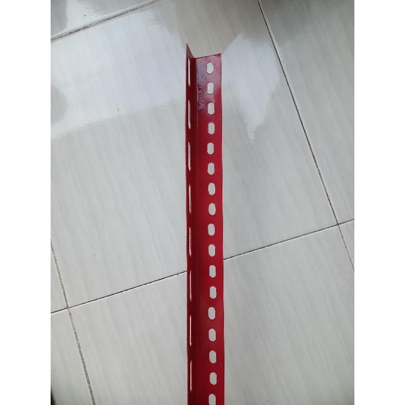 Rak Besi Siku Lubang Serbaguna 150cm