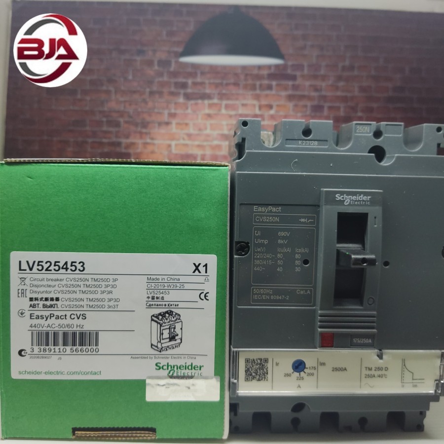 MCCB Breaker Schneider CVS250N 3P 250A LV525453 TM250D 3Pole CVS 3Phase