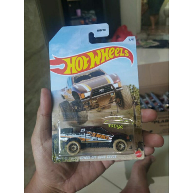 Hot Wheels Toyota off road truck / HotWheels Toyota off road truck