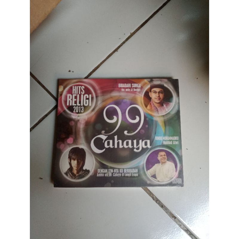 CD 99 cahaya hits religi