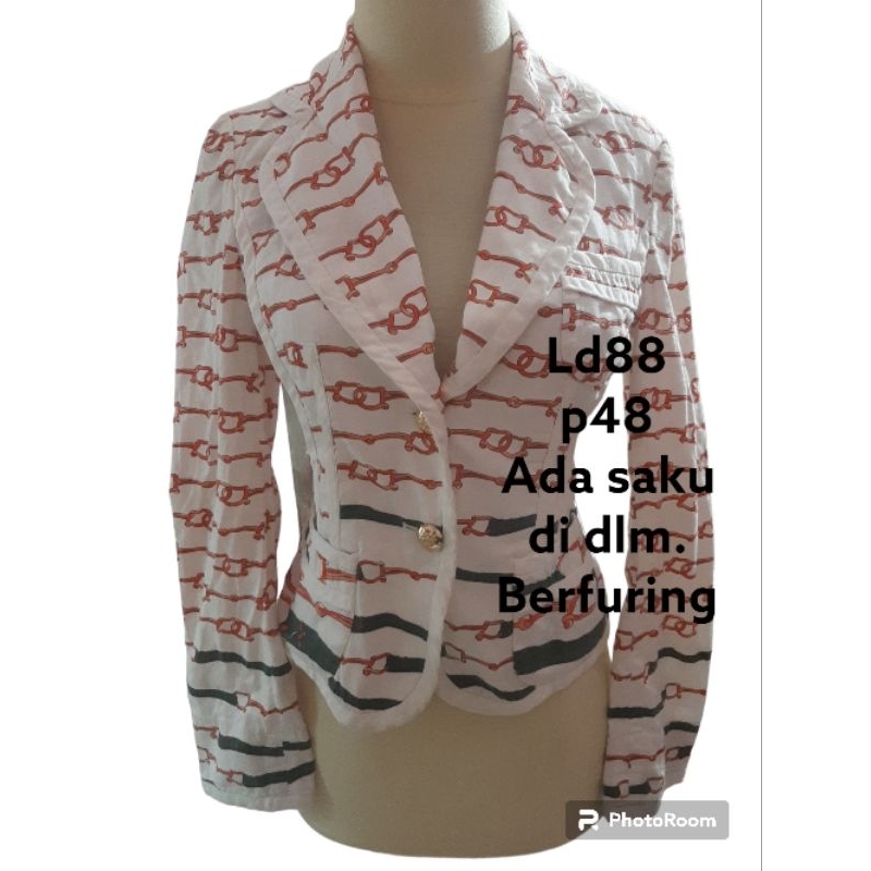 blazer wanita korea unik