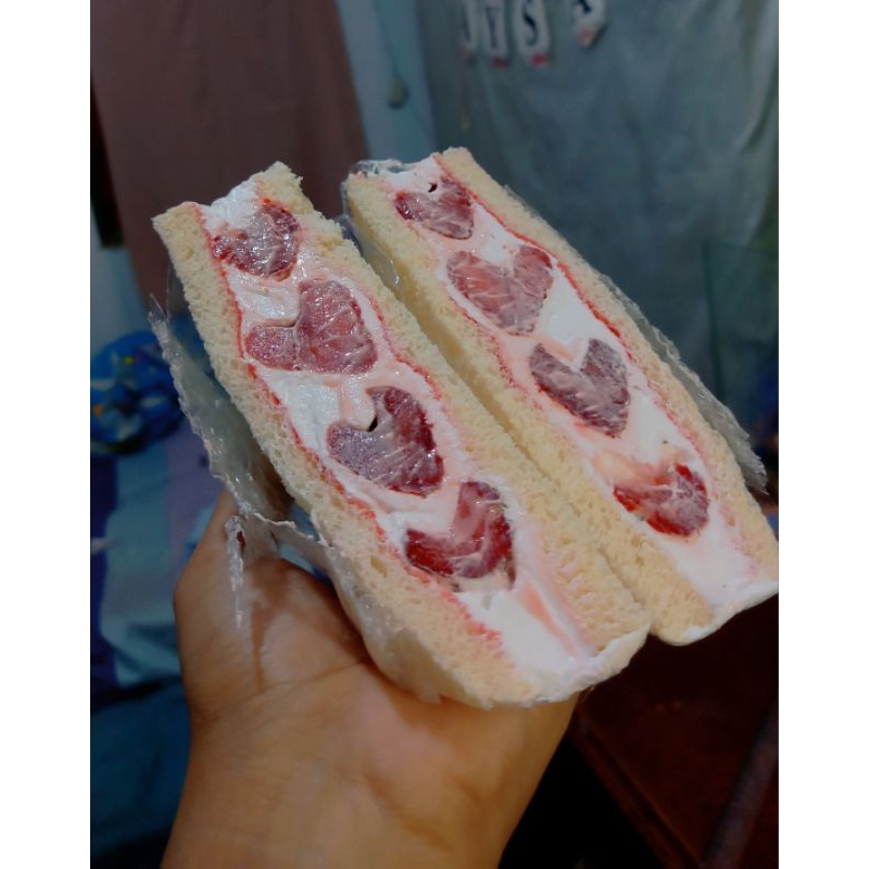

original strawberry sando