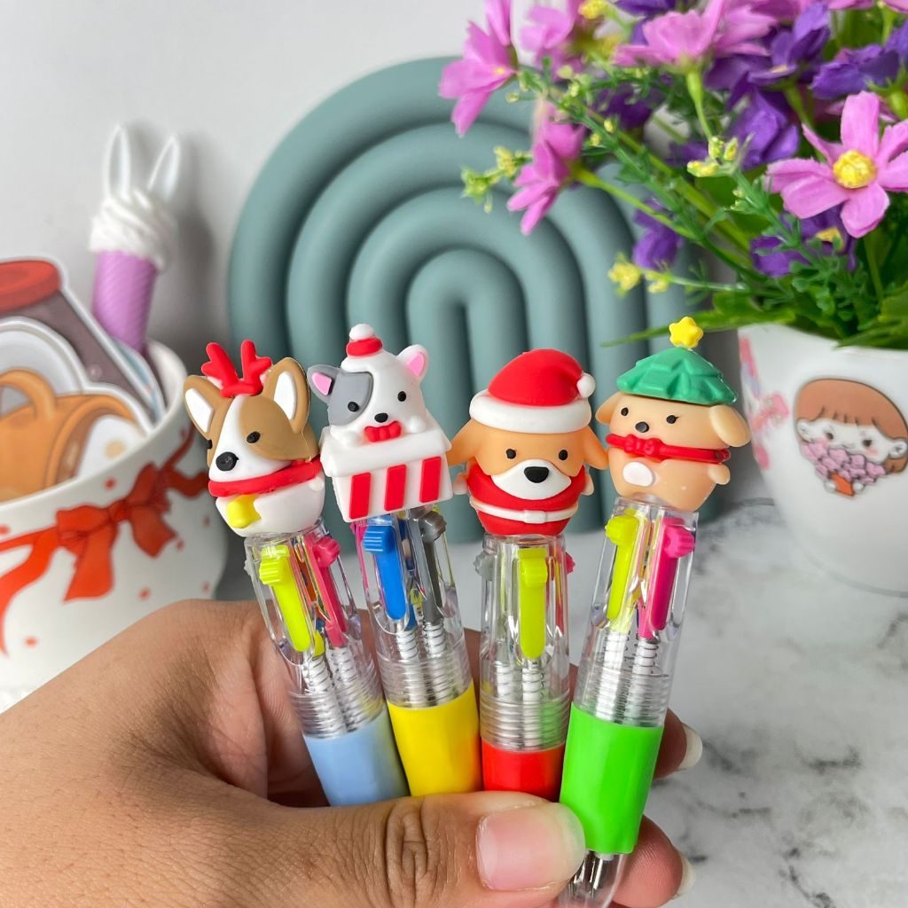 

PULPEN CETEK 4 WARNA NATAL PC-1053 pena cetek mini tinta warna warni pen mekanik 4 warna tema Natal merry Christmas lucu unik viral alat tulis anak kekinian