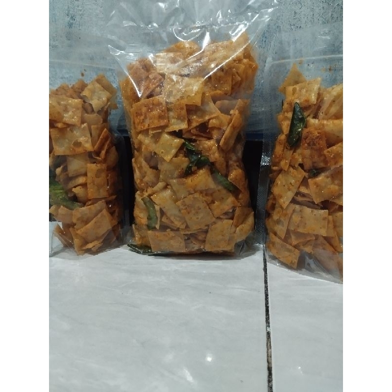 

keripik pangsit daun jeruk