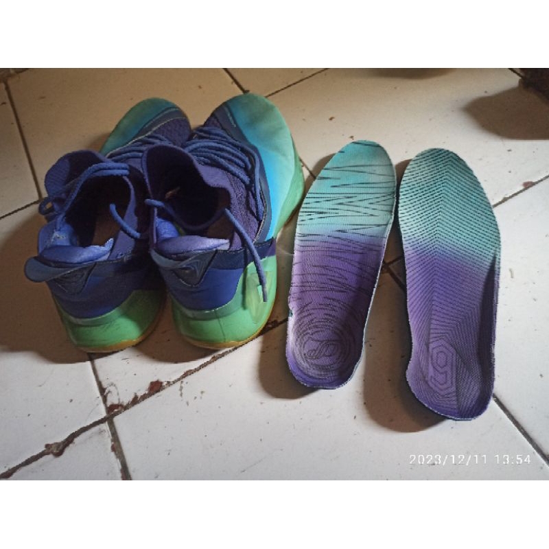 sepatu basket peak original size 44, kondisi sesuai fhoto