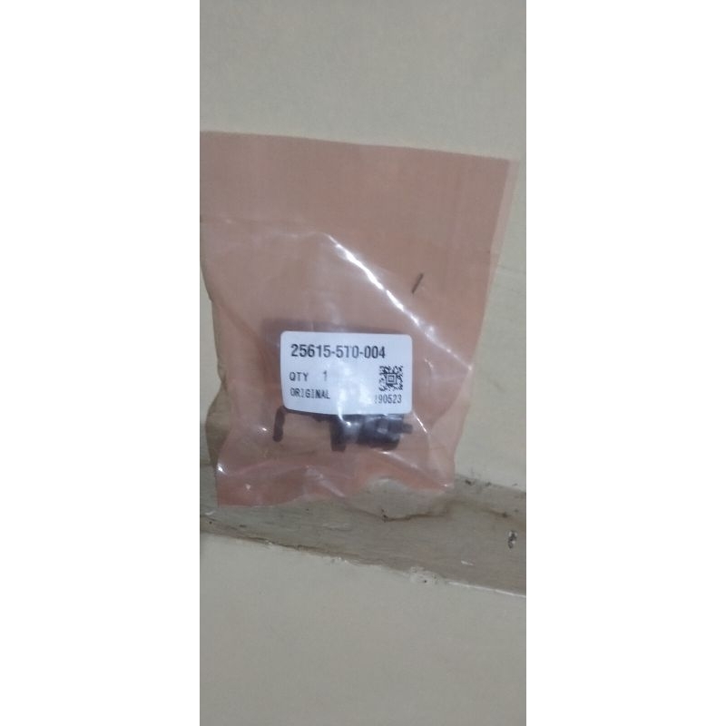 tutup oli at Honda HRV, Mobilio,