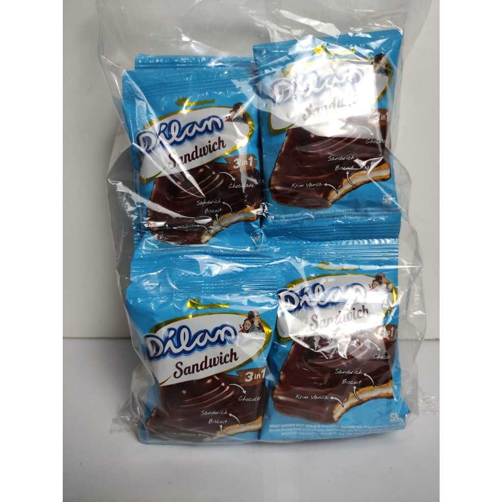 

Dilan Sandwich Biscuit Chocolate Cream Vanilla 1 Pack isi 20 pcs @16gr