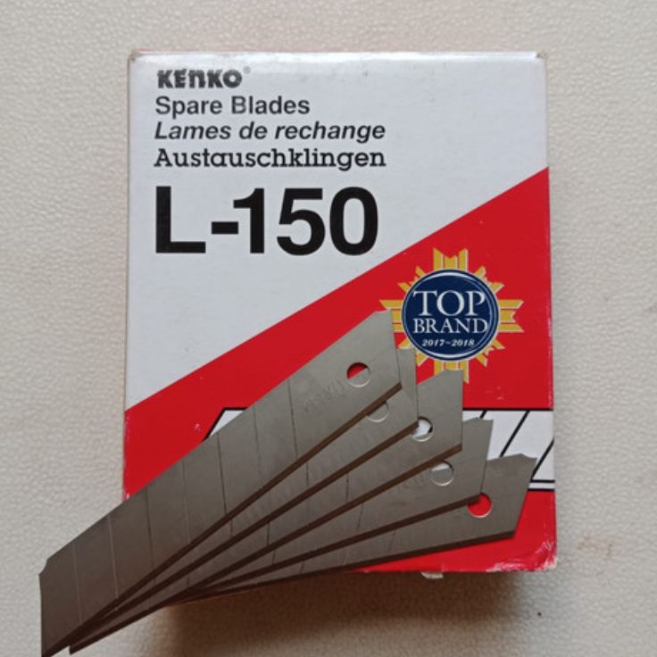 

Stok terbatas - ISI PISAU CUTTER KENKO L 150 (harga perpack isi 12 tube)