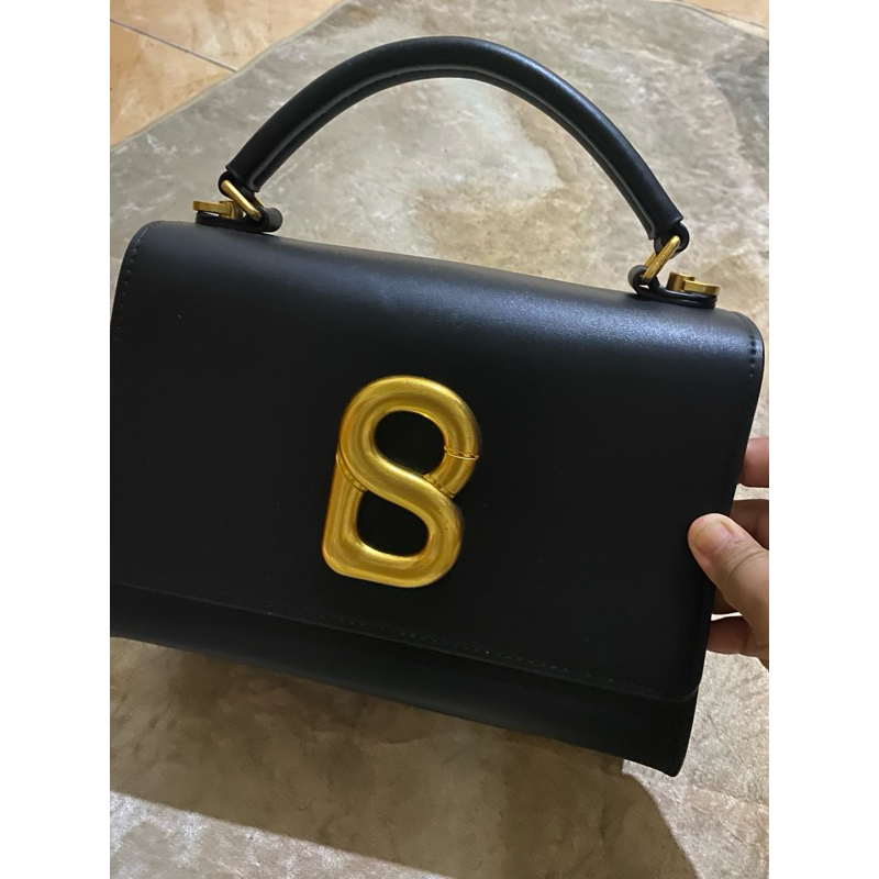 Alva Bag ButtonScarave