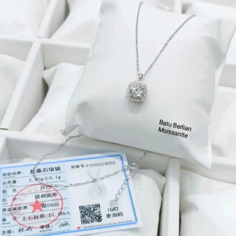 Kalung Moissanite bersertifikat