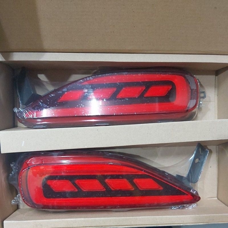 lampu bumper belakang fortuner atau lampu reflektor fortuner