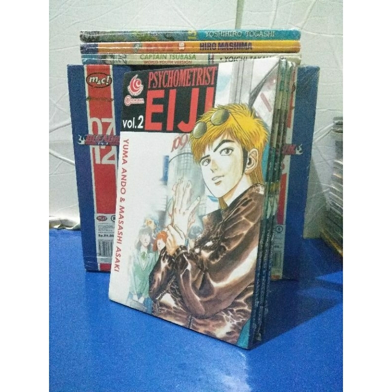 Komik Psychometrist Eiji