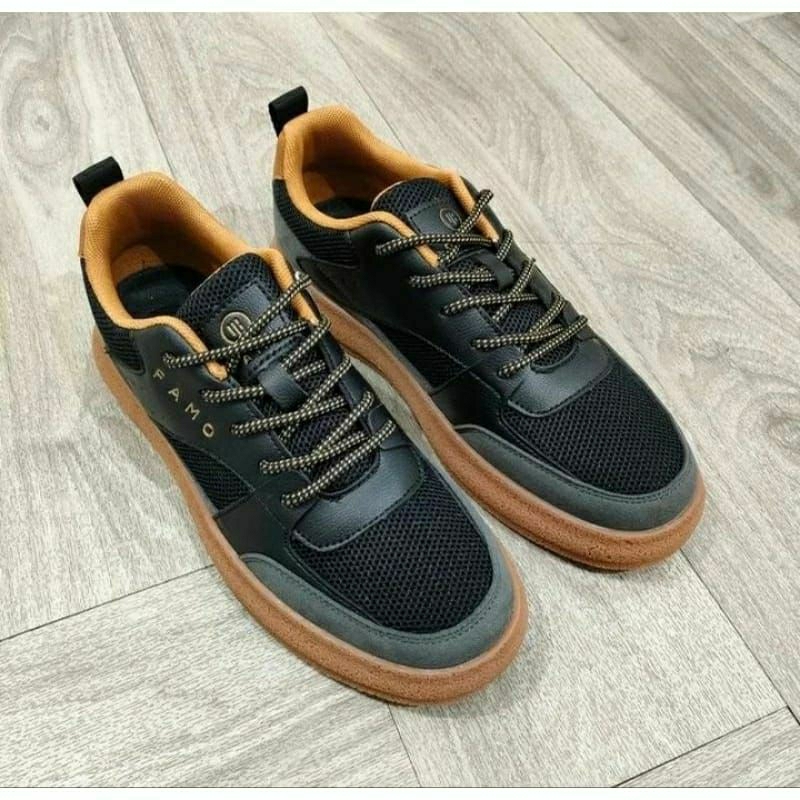 Sepatu Casual Famo