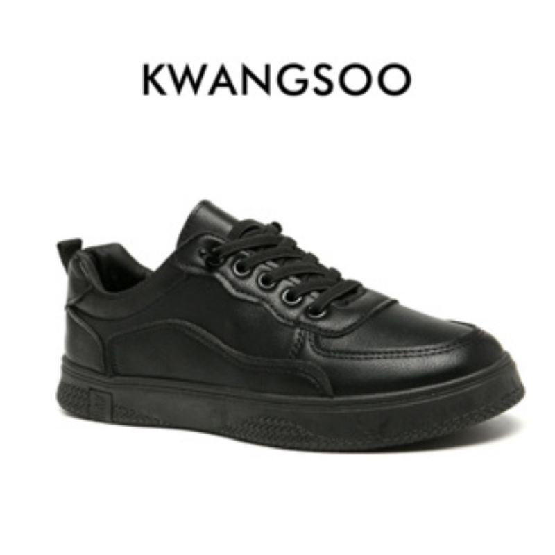 PVN KWANGSOO HITAM SEPATU SNEAKERS