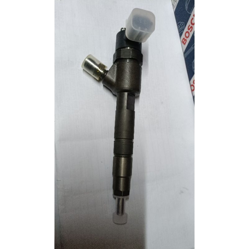 NOSEL NOZZEL NOZZLE NOZLE INJECTOR INJEKTOR  ISUZU TRAGA EURO 4 BOSCH