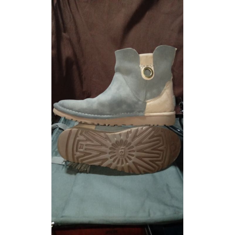 Sepatu second boots wanita