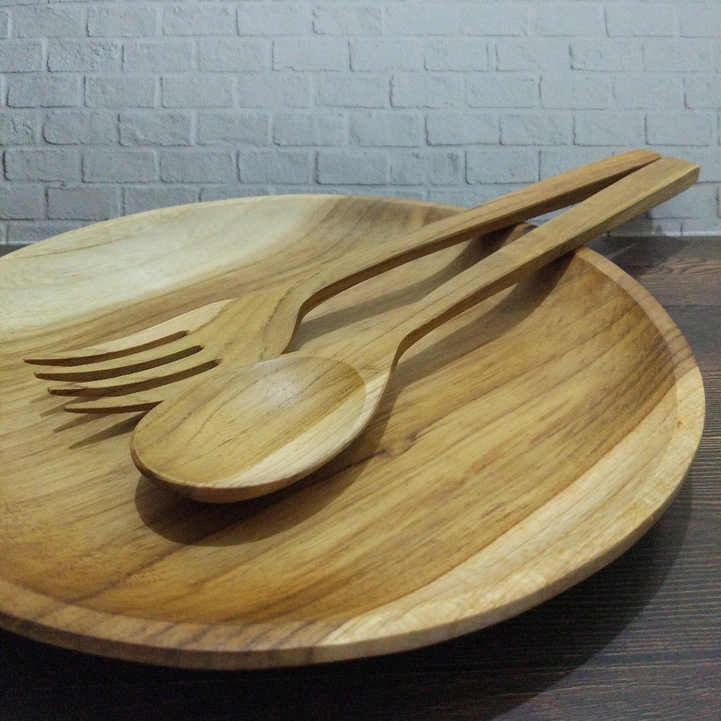 Set Piring Makan dan Sendok Garpu Kayu Jati Premium