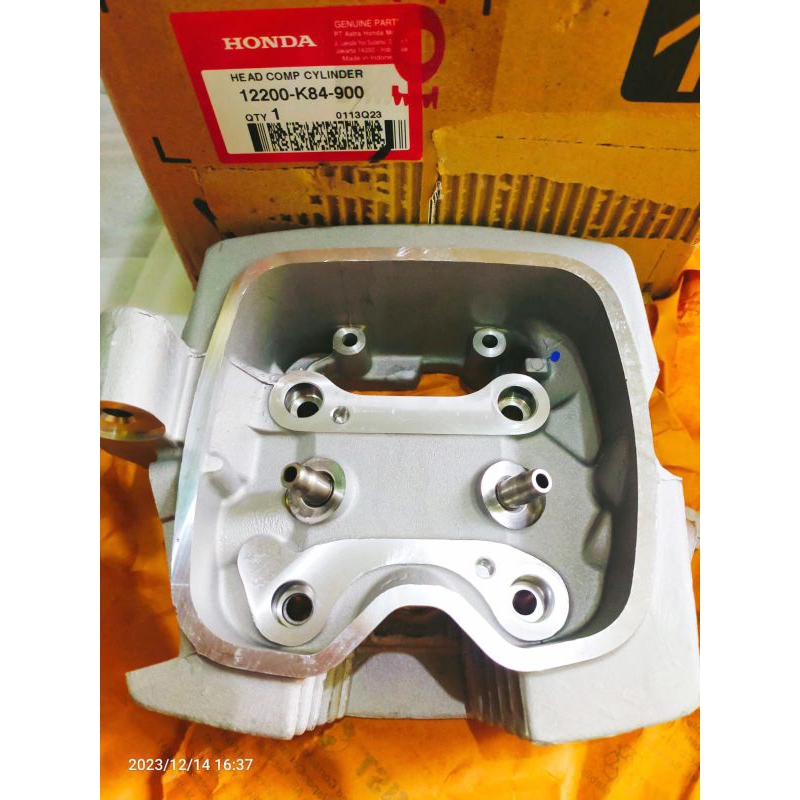 12200K84900 cyilinder head crf 150 blok kop crf 150 original ahm