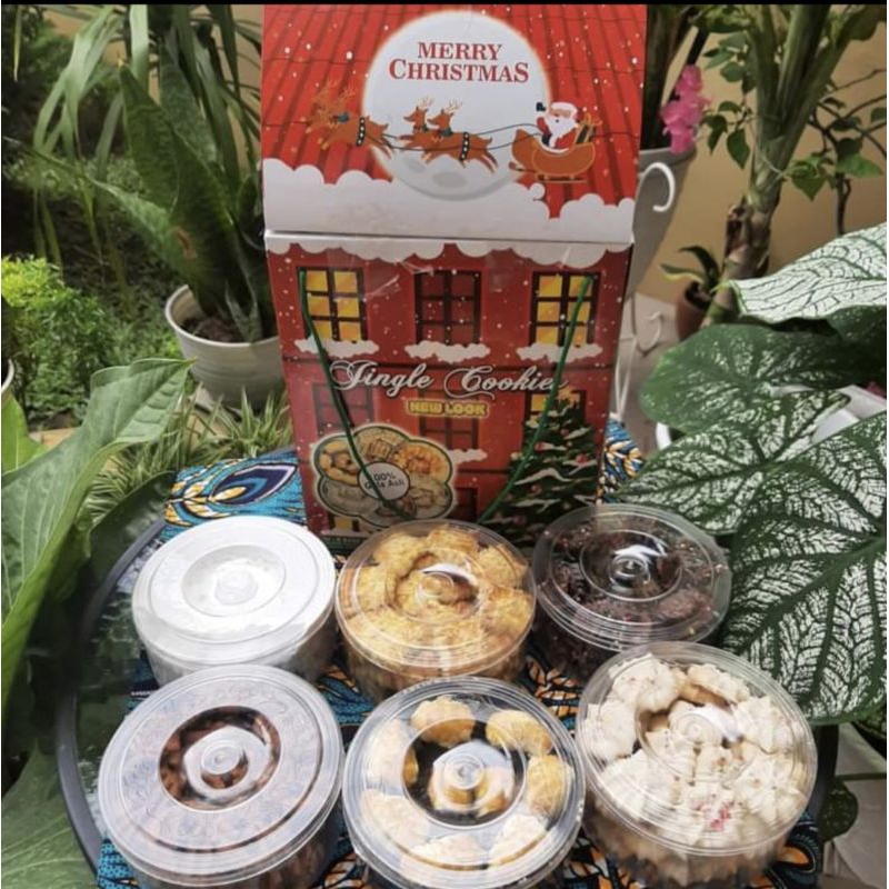 

PAKET HAMPERS KUE NATAL JINGGLE COOKIES HOMEMADE FREE CARD