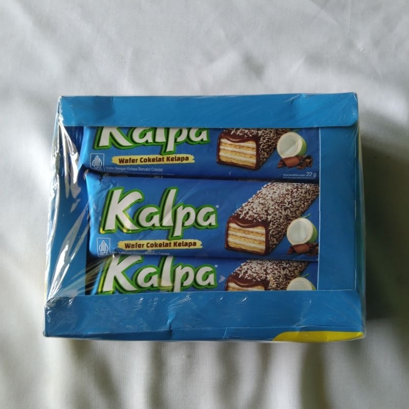 

kalpa wafer coklat kelapa 1box isi 12 24gr/ kalpa box