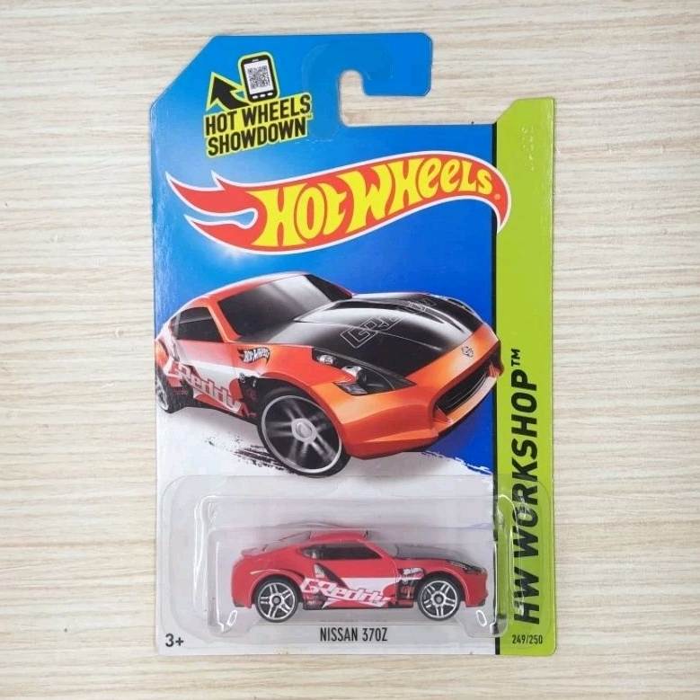 hotwheels murah nissan 370z -merah