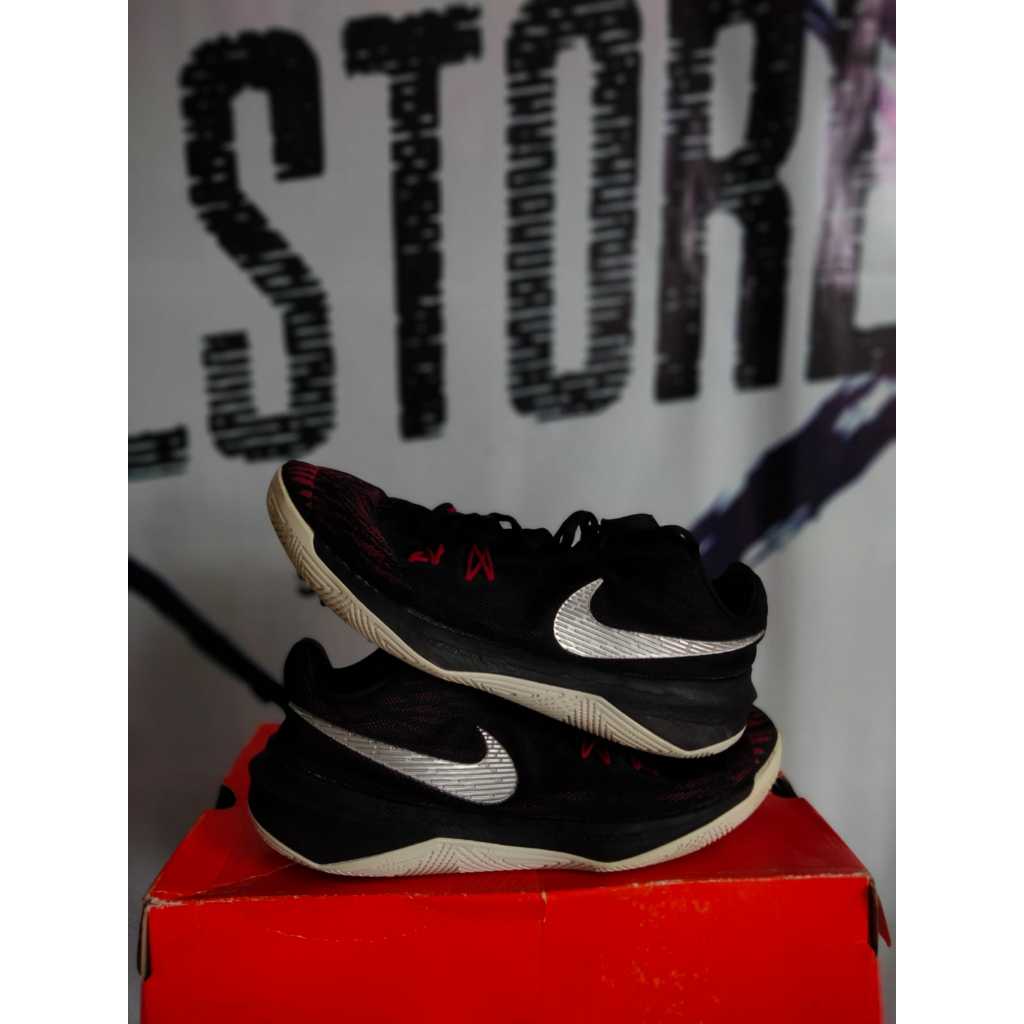 NIKE EVIDENCE ORIGINAL SEPATU VOLI/BASKET SIZE 40 KONDISI LIKE NEW