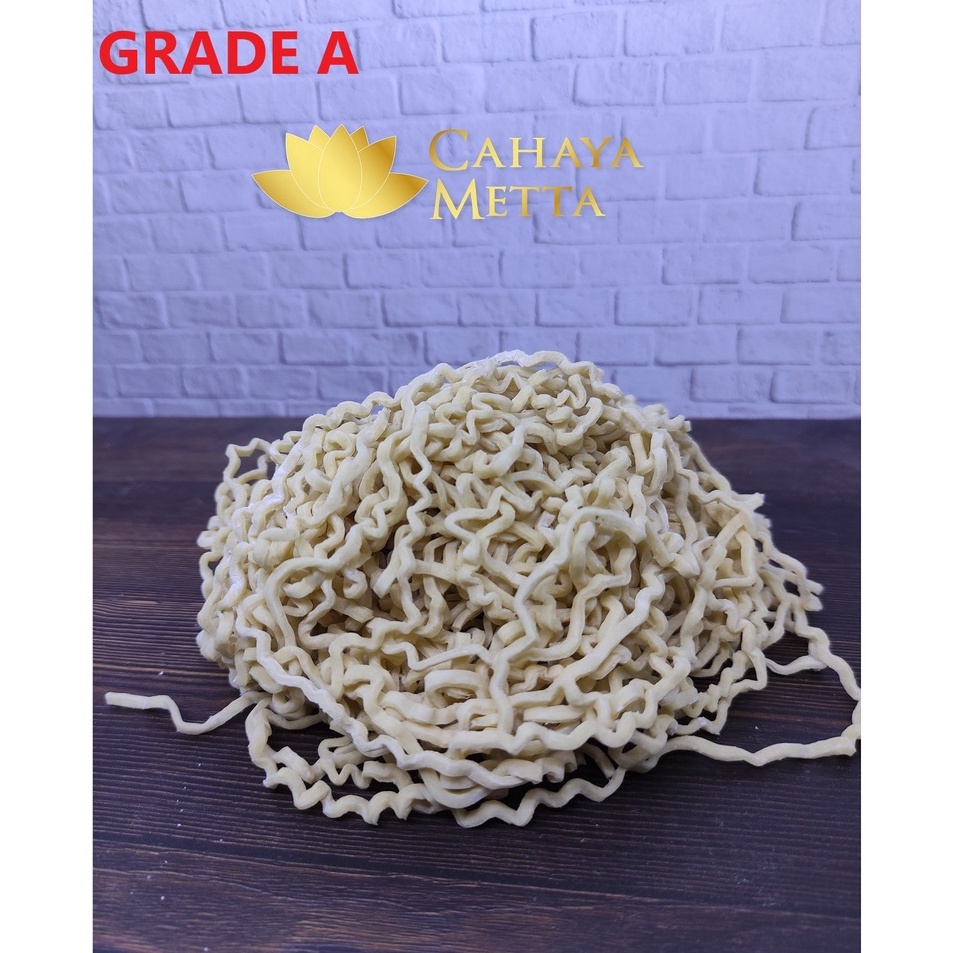 

JDJQ2482 TERMURAH Grade A - Mie Mentah / Bakmi Mentah dengan 3 Telur Bebek @ 1 kg