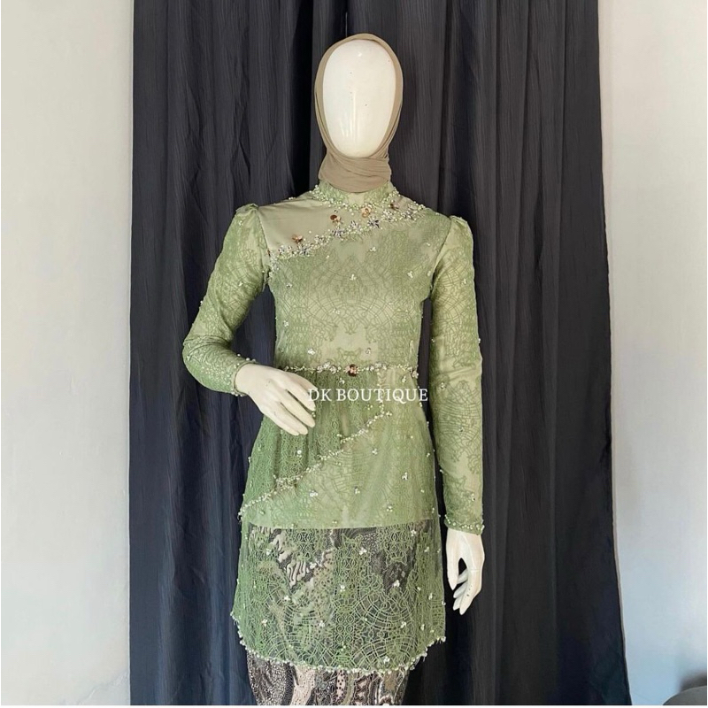 kebaya modern terbaru sage green