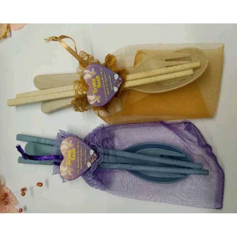 SOUVENIR SENDOK GARPU SUMPIT FREE KARTU UCAPAN SOUVENIR PERNIKAHAN SOUVENIR MURAH SOUVENIR SEMUA ACA