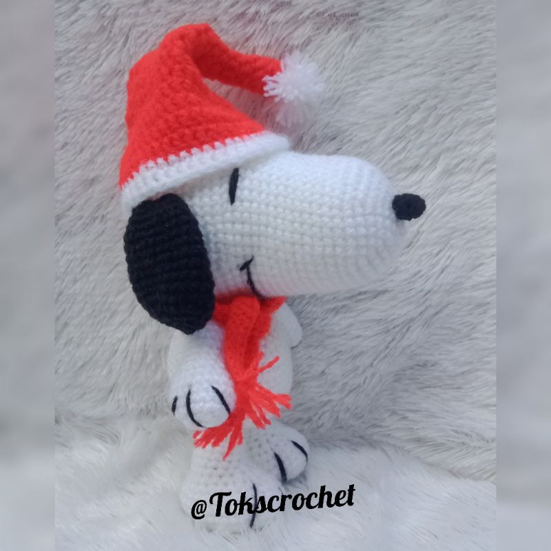 Boneka rajut Anjing Snoppy