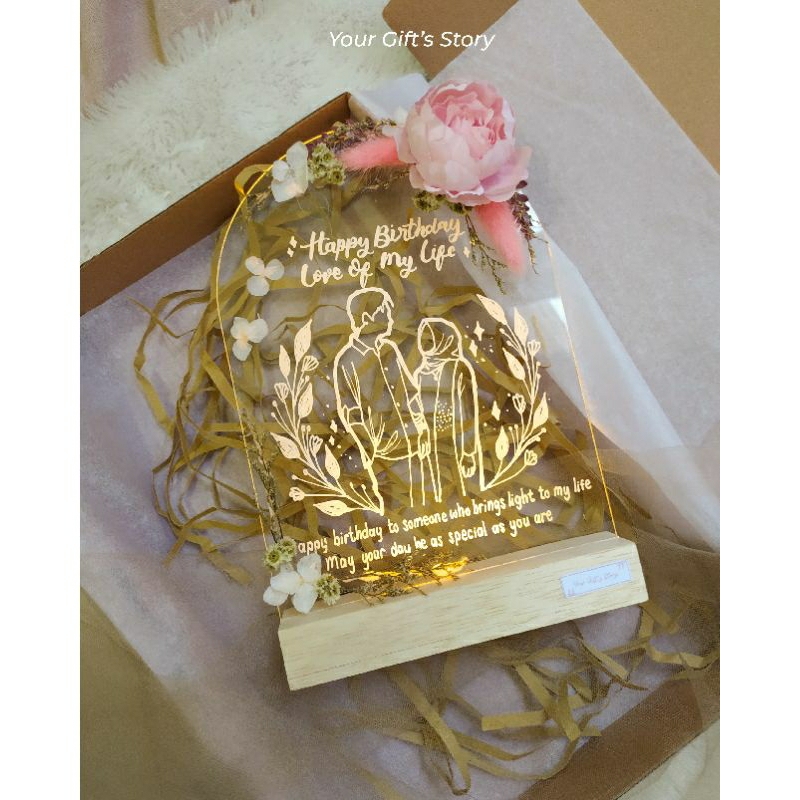Gift Akrilik LED/Akrilik Gift/Kado Ulang Tahun/Wisuda/Wedding Ukuran A5