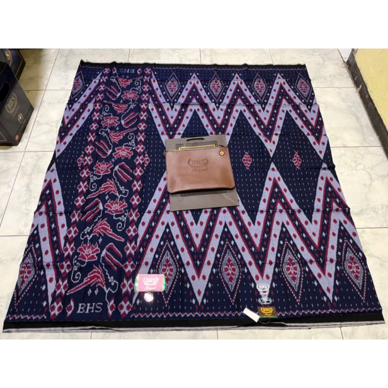 Sarung Bhs Royal Goyor Pka + Tas Kulit Mewah