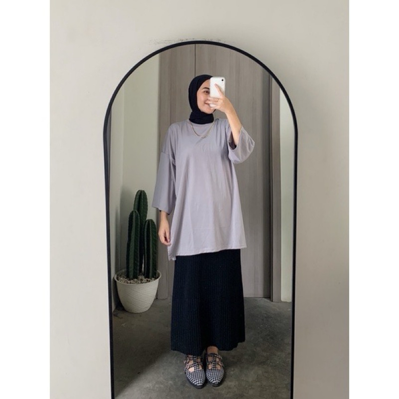 Oversized Blouse Hijab - Kaos Oversize Polos Hijab / Kaos Panjang Wanita / Kaos Jumbo / Modelo /