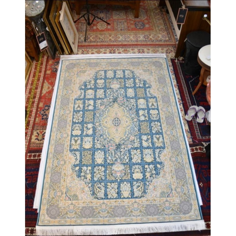 karpet asal iran, original mewah kualitas tinggi, ukuran 160x230 cm