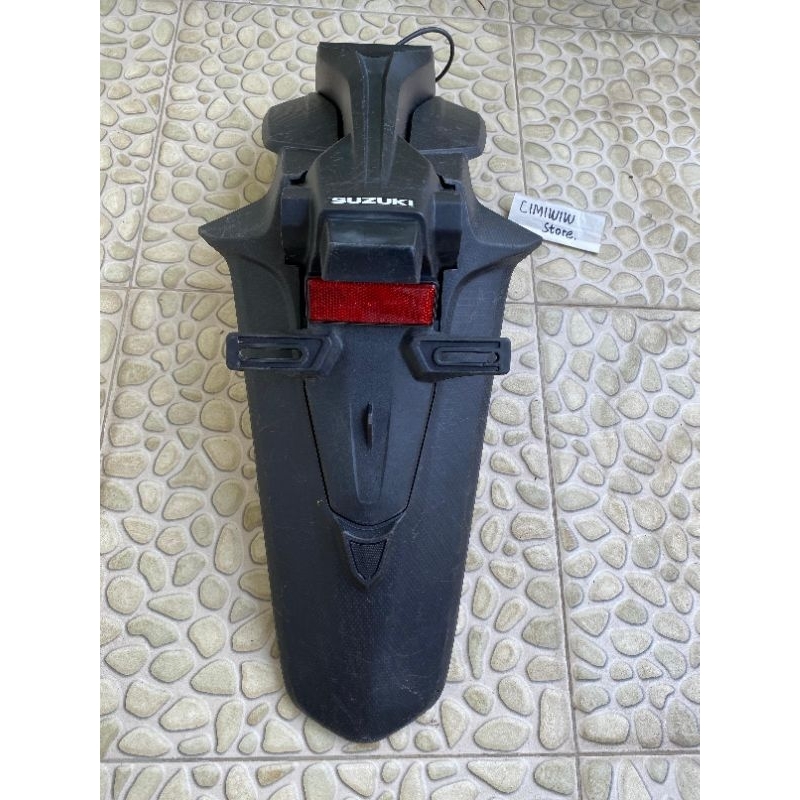 SPAKBOR SLEBOR BELAKANG SUZUKI GSX 150 ORIGINAL