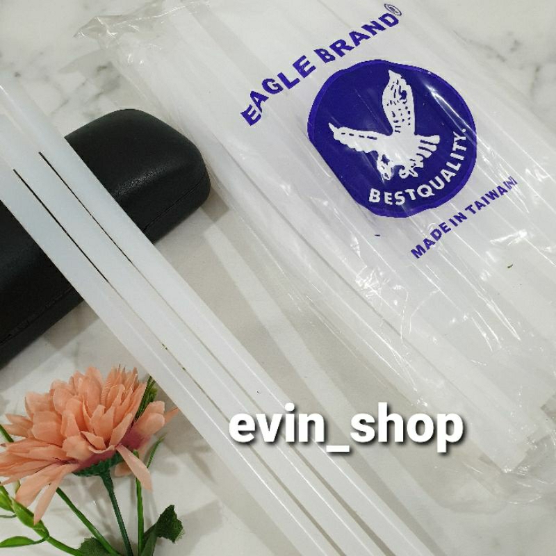 

Lem lilin / lem tembak Besar Dan Kecil Merk EAGLE (MOHON JANGAN SALAH PILIH UKURAN)
