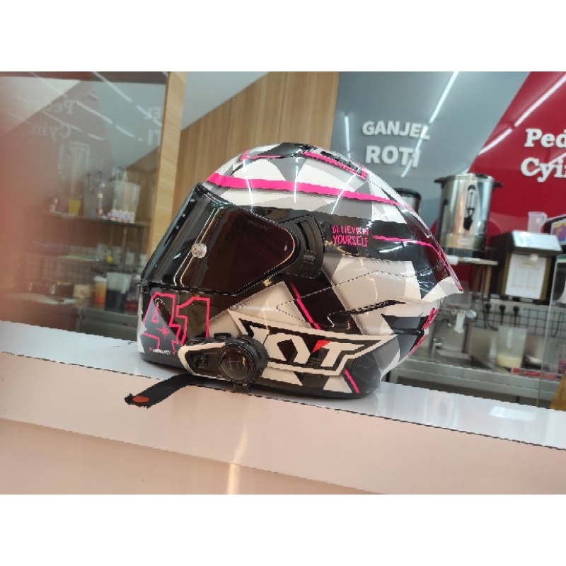 intercome IT R8 like new