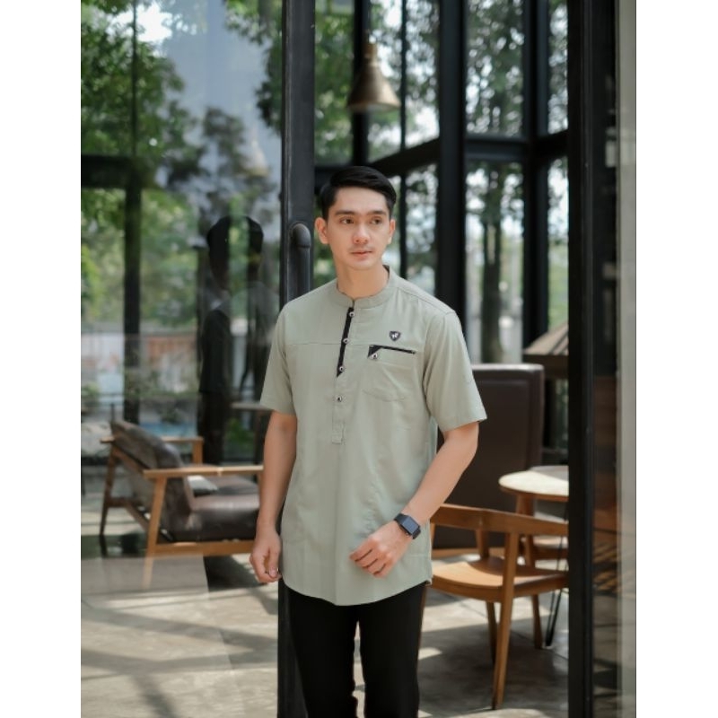 Kurta Pria Stanford Lengan Pendek Sage Green Original Nayvar