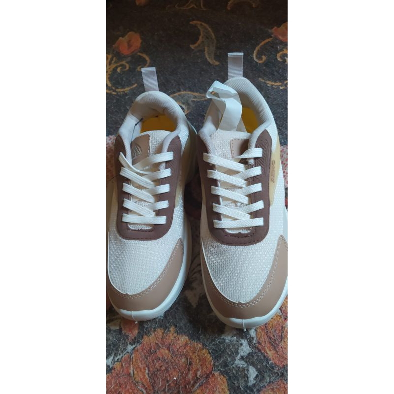 Aerostreet /Sepatu/Sepatu Cewek/Sepatu Terbaru