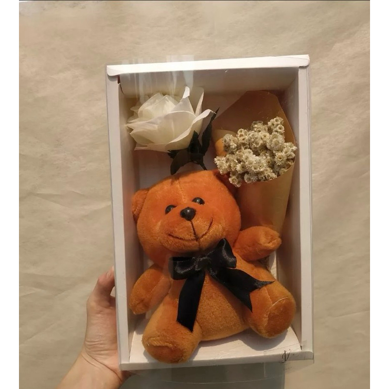 

Gift Box Boneka