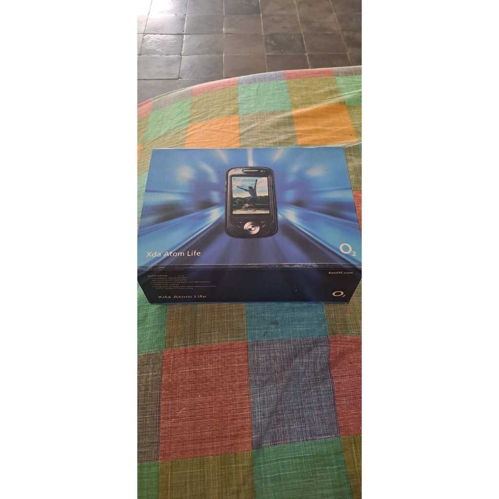 HP PDA O2 XDA Atom Life Black tahun 2009