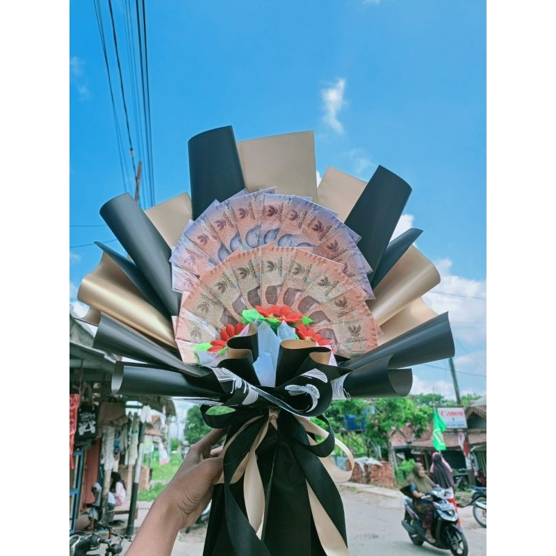 bouqet bunga duit palsu 10k dan 5k